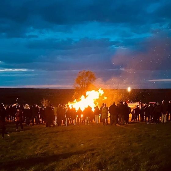 Osterfeuer auf dem Liebschützberg